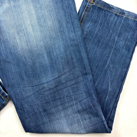 Truth Substance Med Blue Faded Whiskered Mens Straight Leg Jeans Size 32/32 - Picture 10 of 15